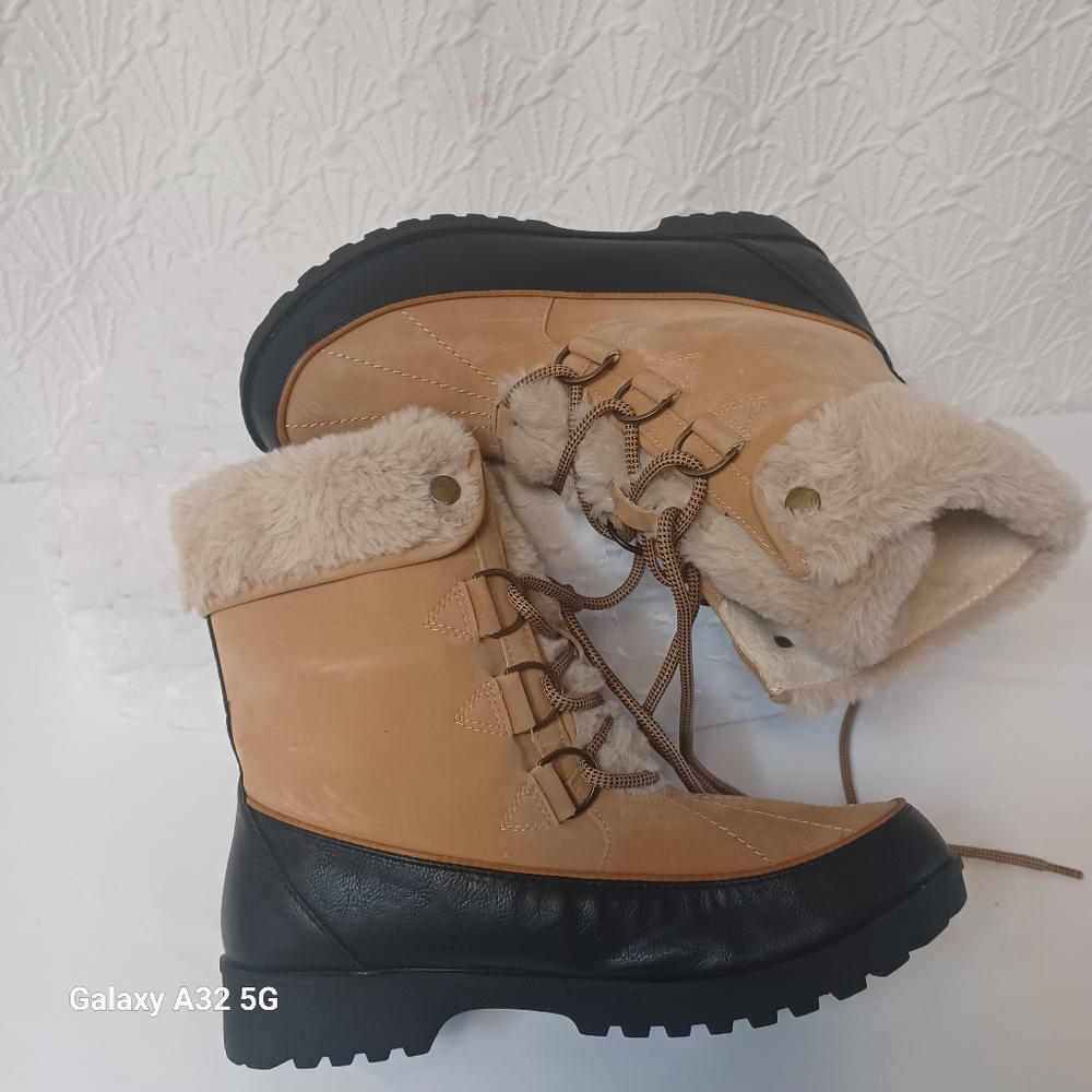 JBU Women Size 10 Tan and Black Winter Boots - Picture 3 of 12